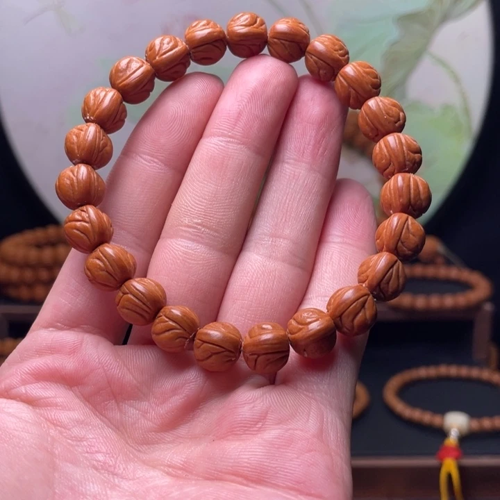 手串桃核11玉龙脊手串