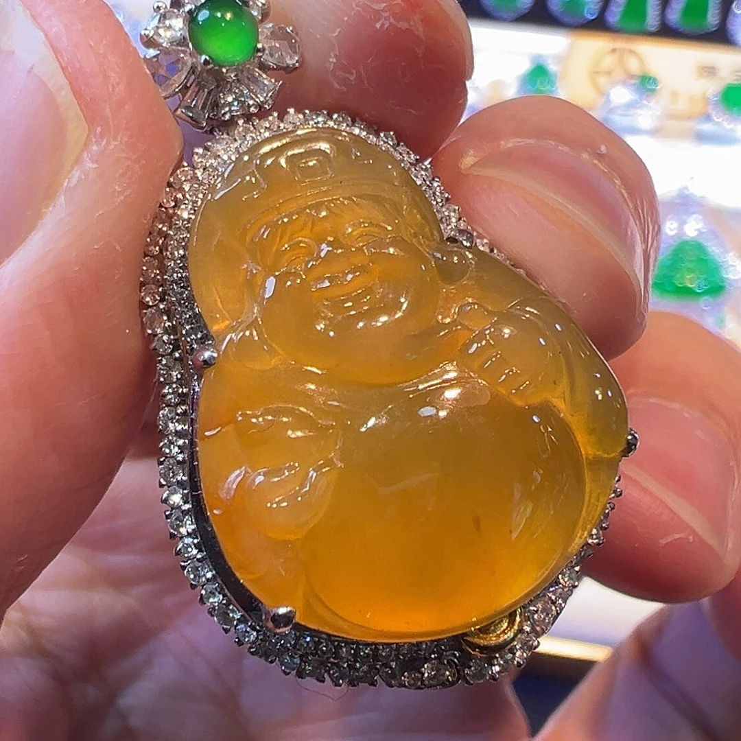 翡翠颈饰18K金镶嵌冰种栗子黄财爷爷