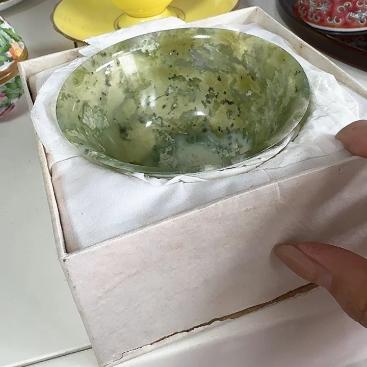 S***o瓷器。 瓷器。   瓷器