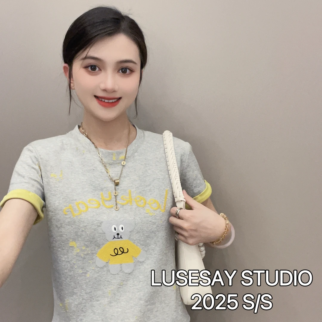 LUSESAY 双色面料烧花刺绣 2025新款 短袖T恤女百搭休闲时尚上衣
