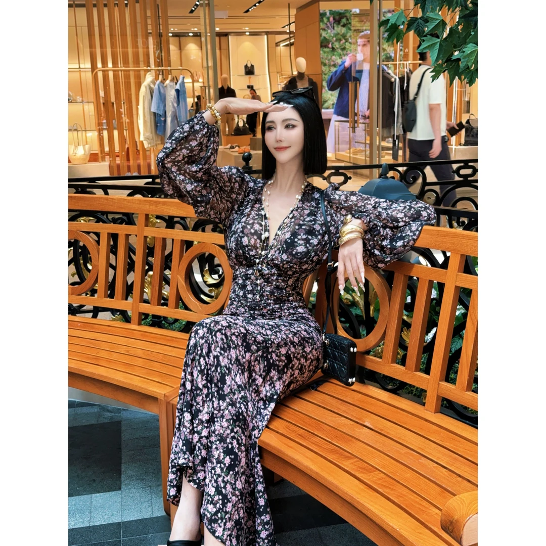 美女专属【鲜花盛开】紫粉两色满身花朵印花V领上衣半裙LYQ13889