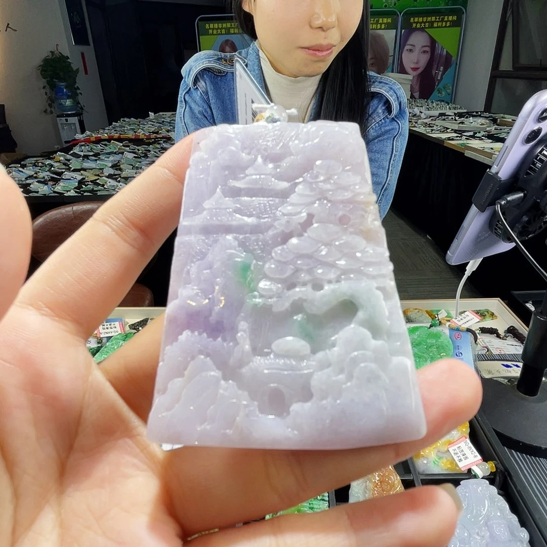 颈饰未镶嵌翡翠一