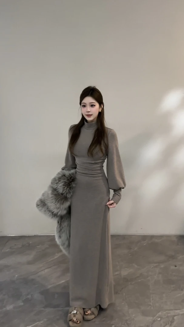 【宥妍】冬季新款半高领灯笼袖连衣裙修身复古设计感气质DT1758