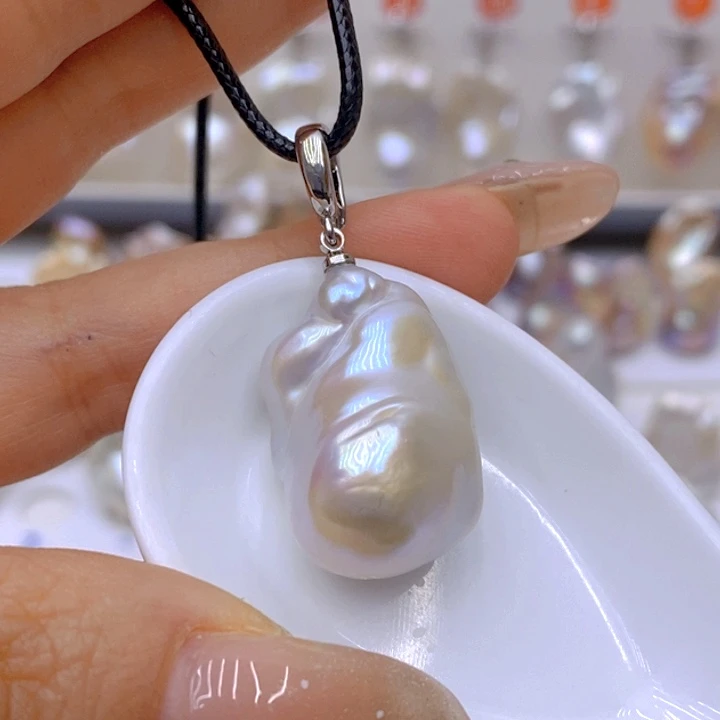 未镶嵌吊坠(赠链)淡水珍珠