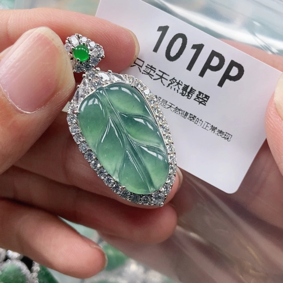 【闪购商品】颈饰未镶嵌翡翠