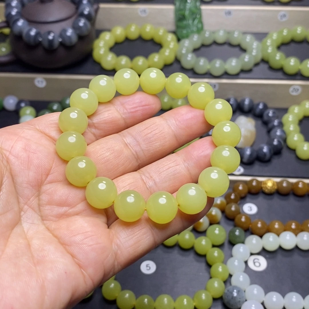 和田玉未镶嵌手串