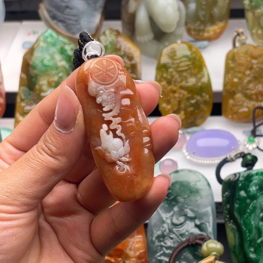 【闪购商品】翡翠挂件未镶嵌翡翠
