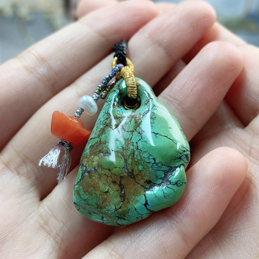 未镶嵌绿松石珠宝奇石