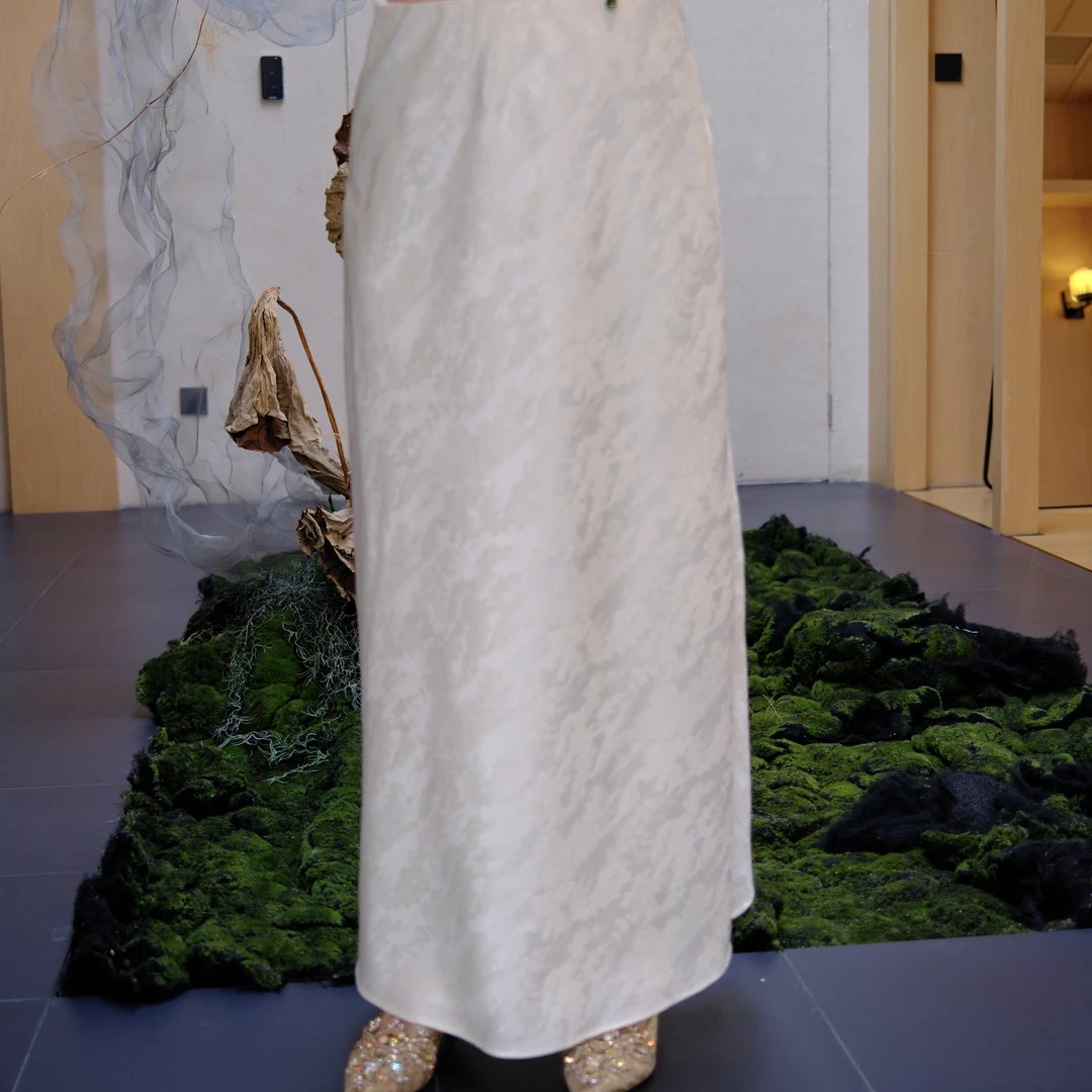 Betty Bairn【溪涧山雪】高定系列绵羊毛提花半身裙25B-BW5179