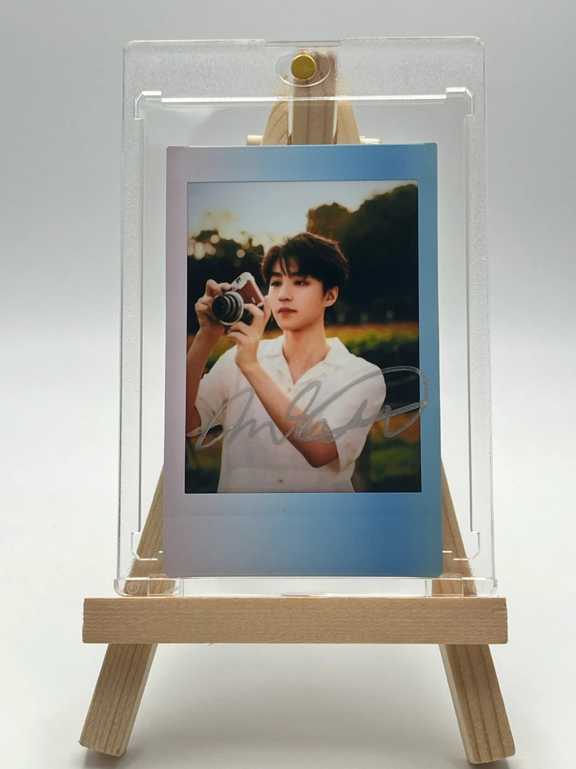 W314 【王俊凯】亲签三寸正品富士拍立得mini相纸 马卡龙