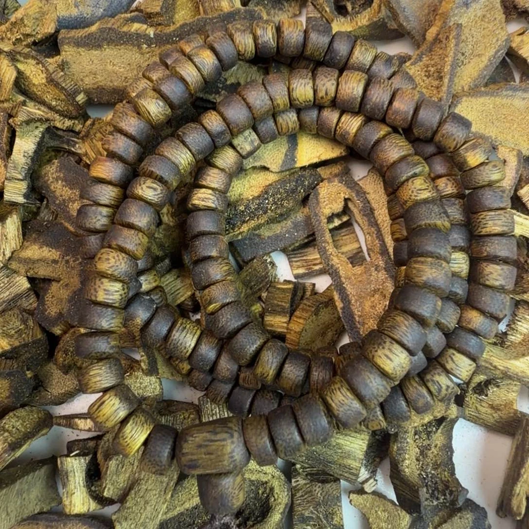 沉香碎屑沉香0.6乌身厚片多圈16