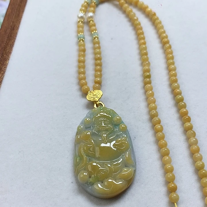 翡翠颈饰未镶嵌吊坠