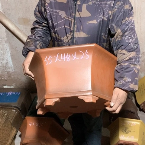 紫砂花盆手工制作