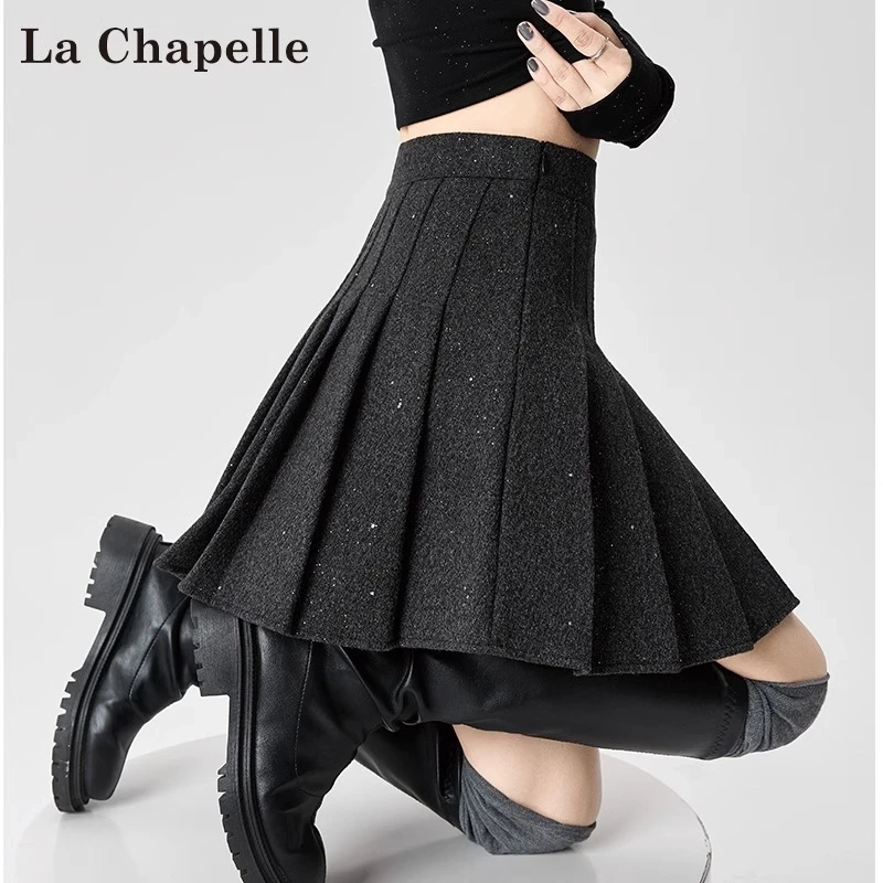 拉夏贝尔灰色闪闪亮片呢子百褶短裙女秋冬2025新款高腰显瘦包臀裙