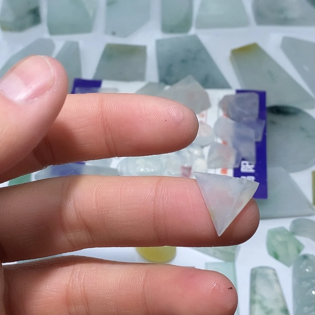 翡翠未镶嵌颈饰754