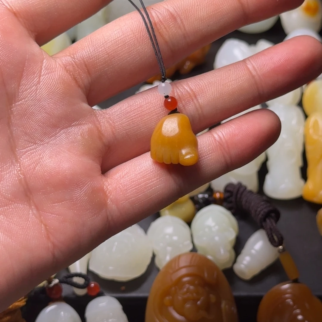 和田玉未镶嵌吊坠(不含链)