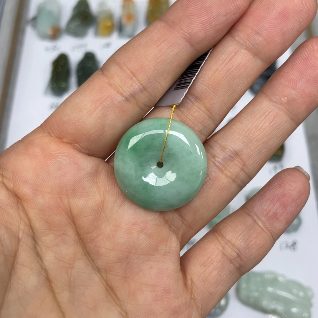 颈饰未镶嵌翡翠将*平安扣