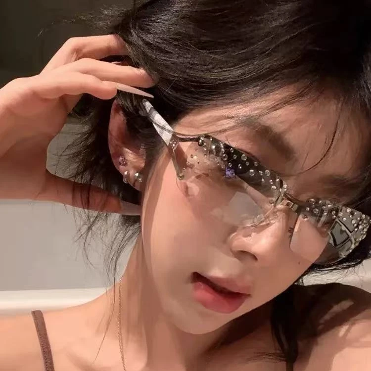 复古高级感Y2K千禧欧美辣妹风镶钻无框墨镜女街拍凹造型太阳眼镜