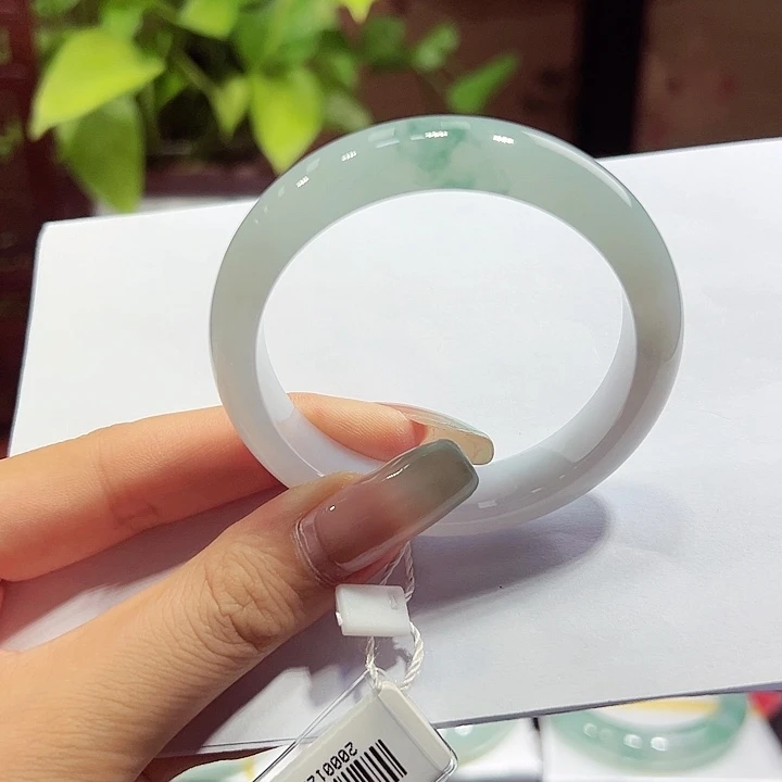 翡翠手镯（圆镯）未镶嵌天然缅甸翡翠手镯A货 11