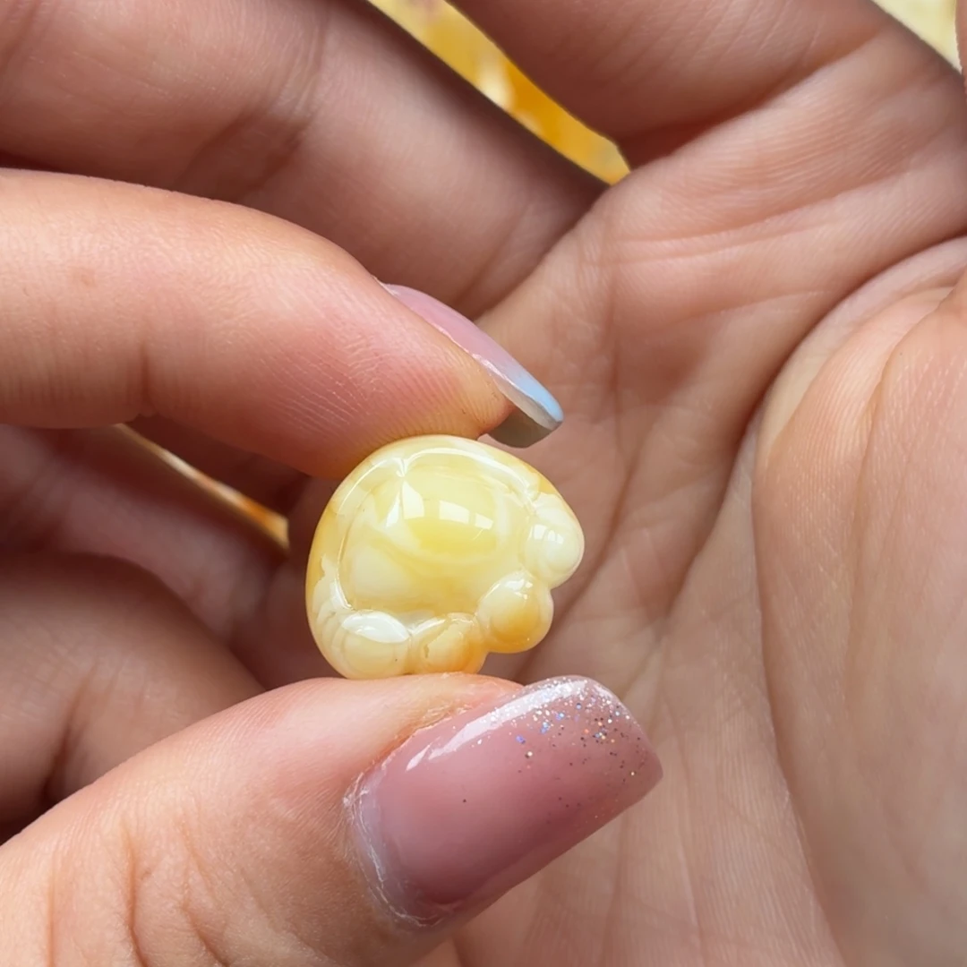 琥珀未镶嵌裸石蜜蜡