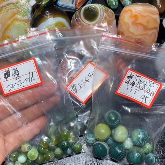 石英质玉未镶嵌珠宝半成品蕾