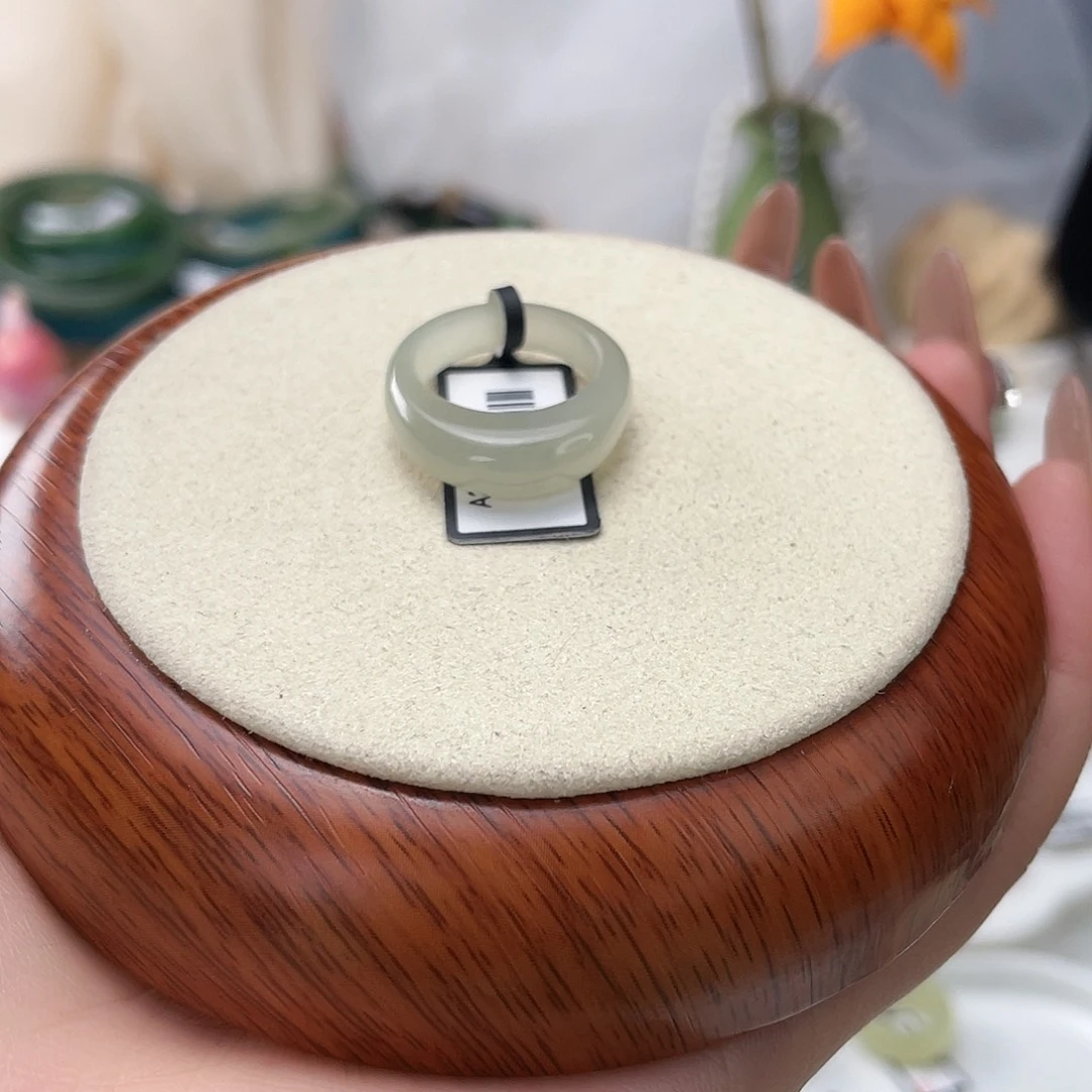 和田玉未镶嵌戒指晴水马鞍16.3v78