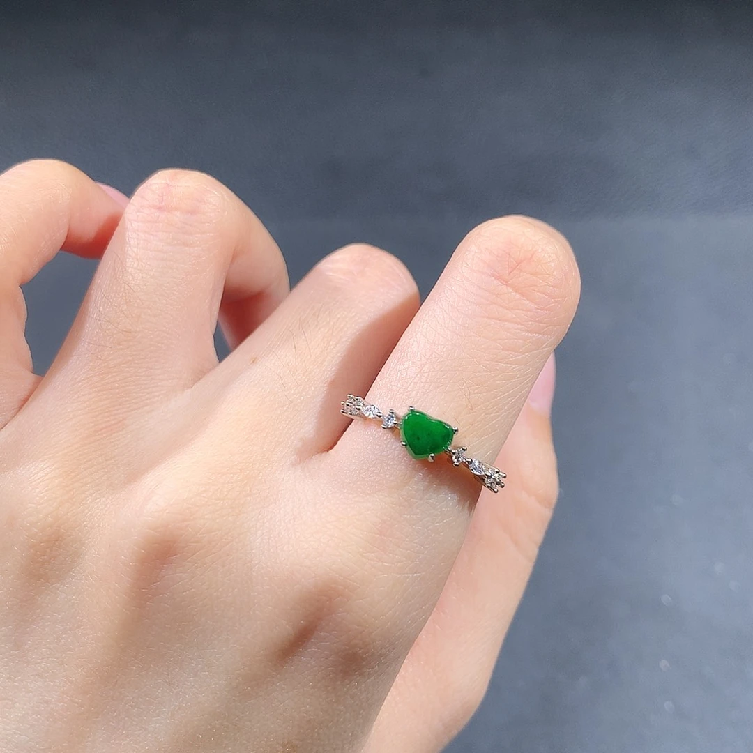 未镶嵌戒指翡翠翡翠