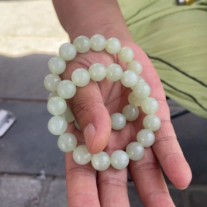 和田玉未镶嵌颈饰多样性发货，发其一