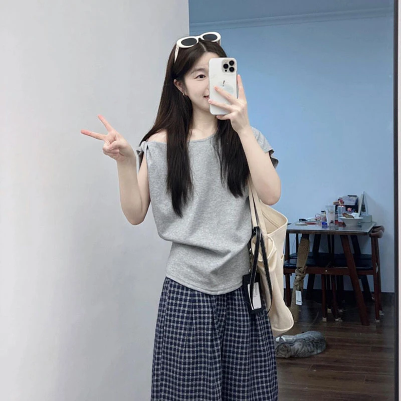 韩系休闲慵懒风纯色设计感斜肩T恤女2025夏季新款简约通勤打底衫
