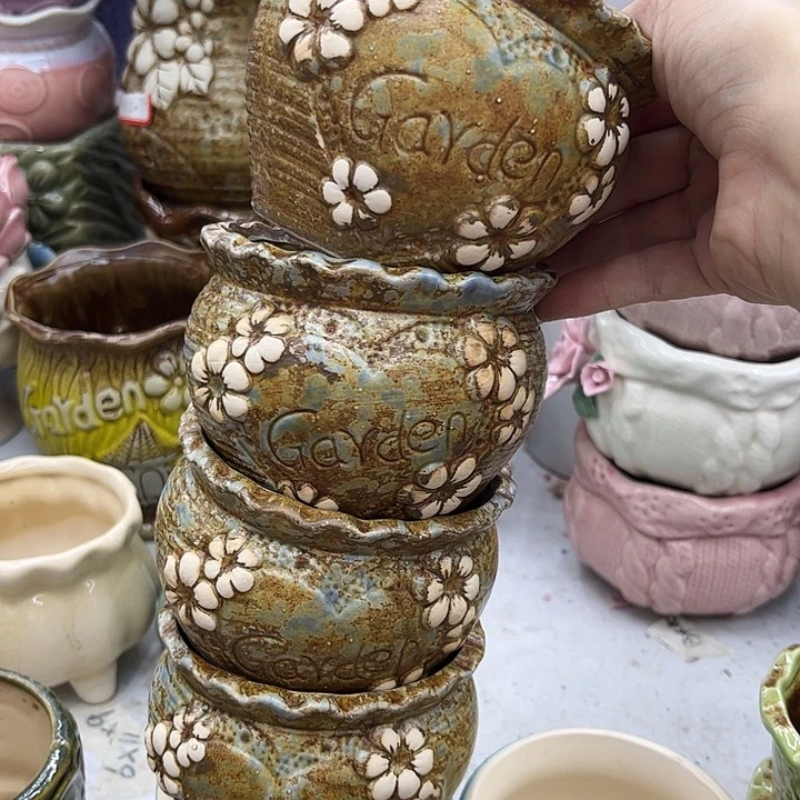 多肉绿植陶瓷花盆9.9包邮，有孔