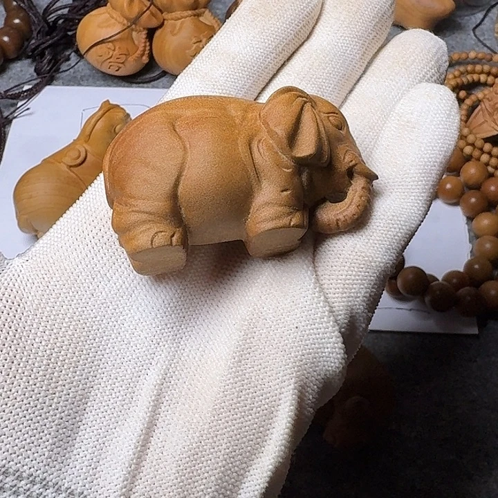 檀香木手串/手链老山檀香雕刻大象把件