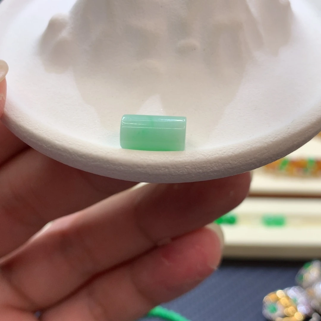 翡翠未镶嵌挂件福利翡翠