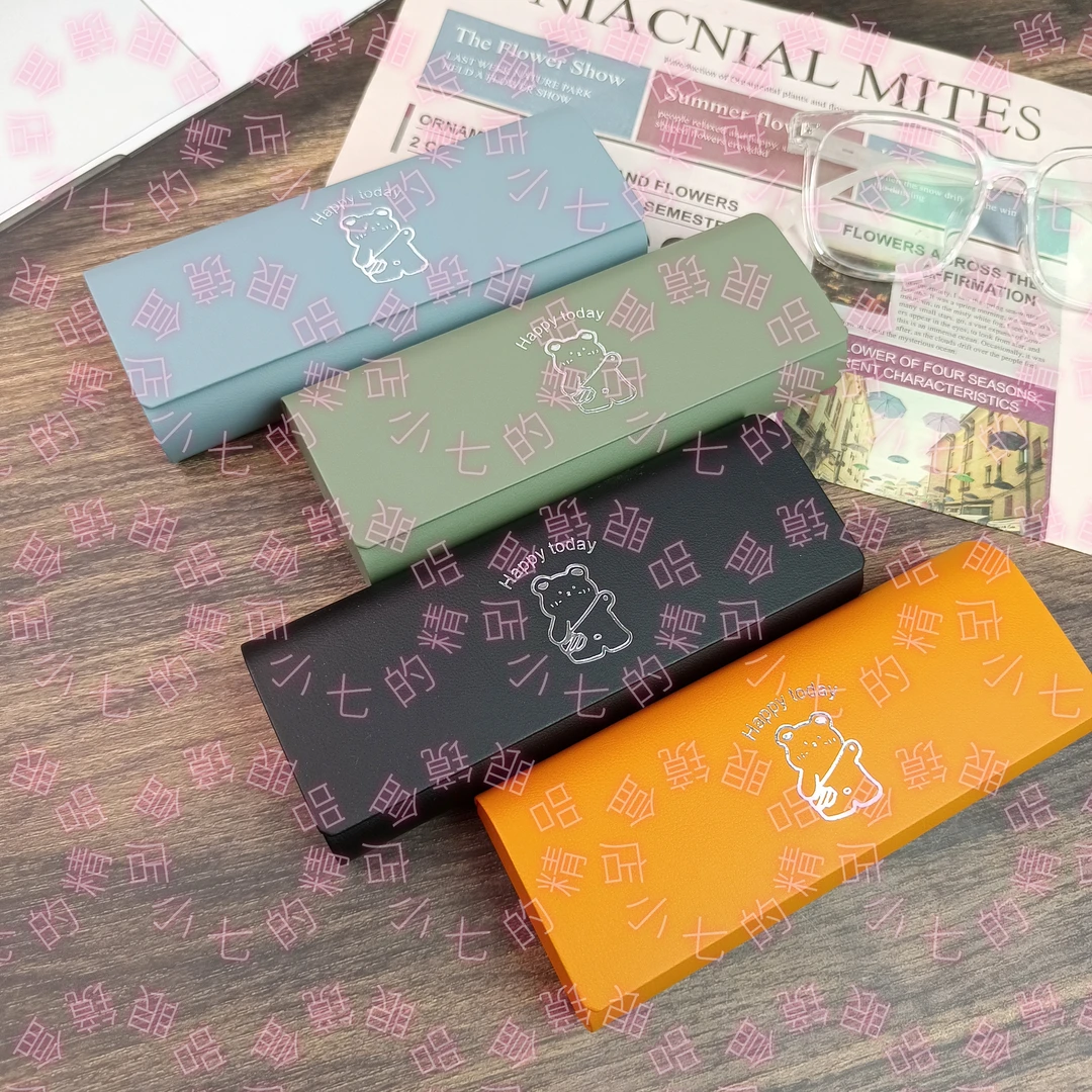 小熊造型手工眼镜盒高级感十足适合近视镜收纳