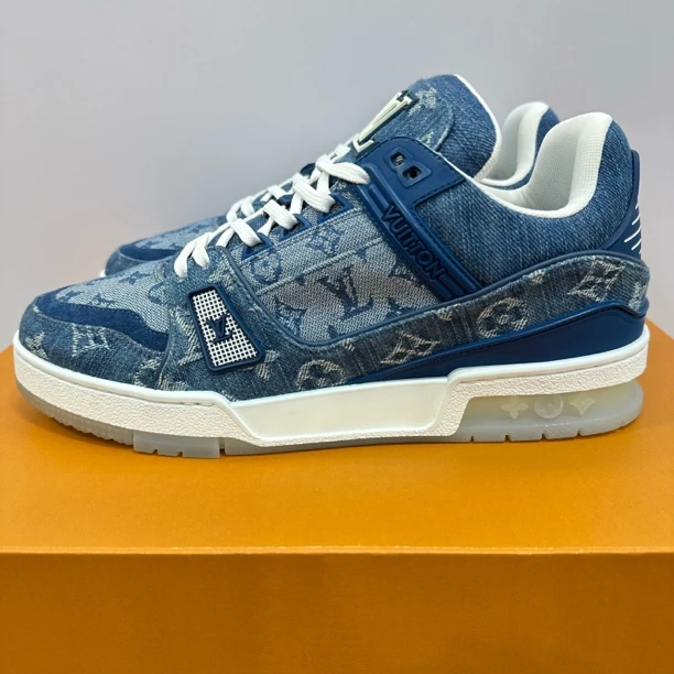 未使用 LouisVuitton/路易威登 40码 trainer 牛仔满印 低帮板鞋