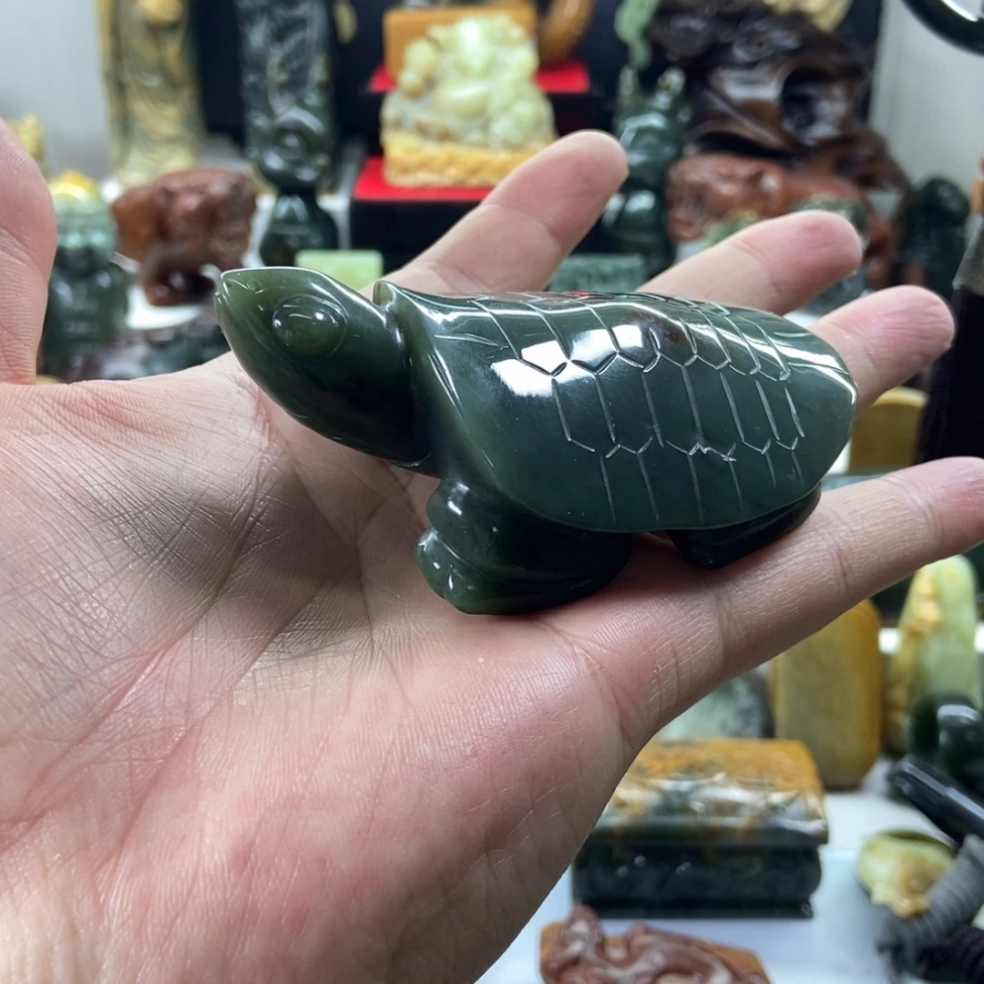 岫岩河磨玉（透闪石质玉）未镶嵌摆件