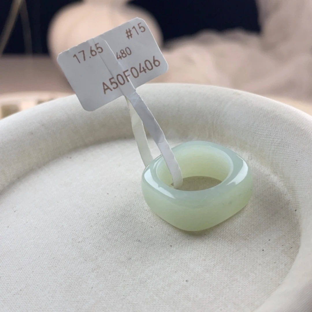 和田玉（糖玉）未镶嵌戒圈