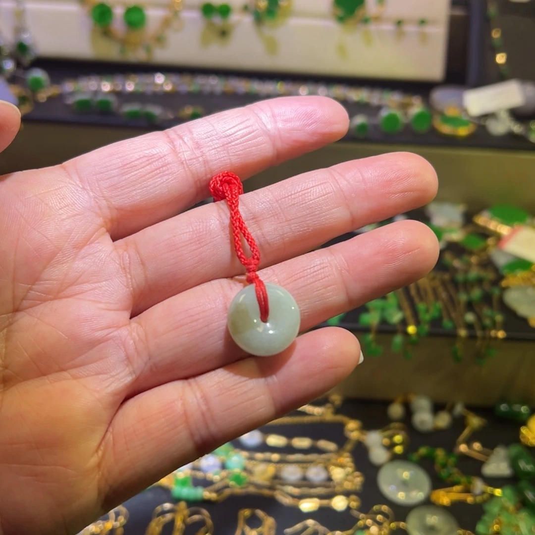 颈饰未镶嵌翡翠吊坠