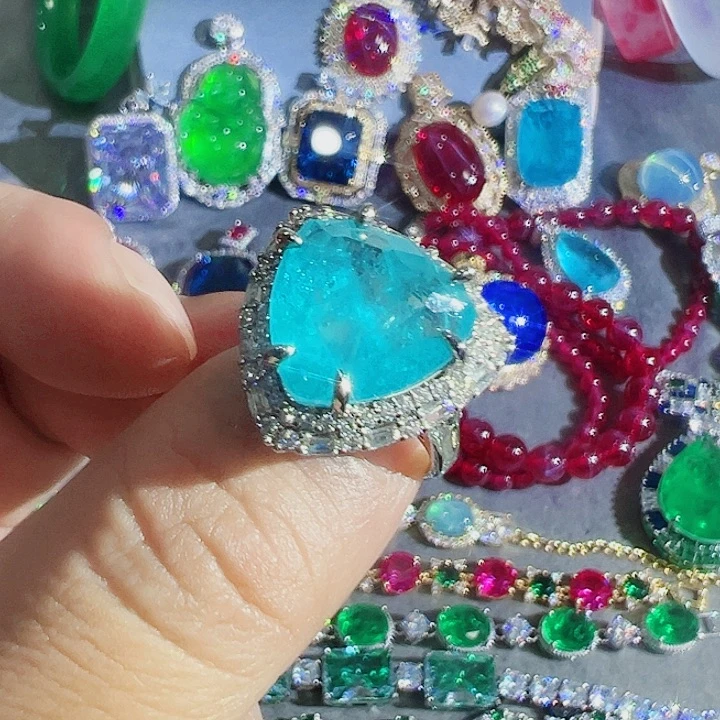 非金属红色蓝色满镶嵌