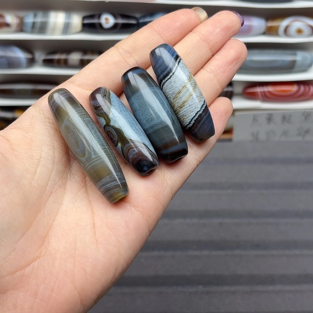 李***言玛瑙/玉髓合金珠宝半成品