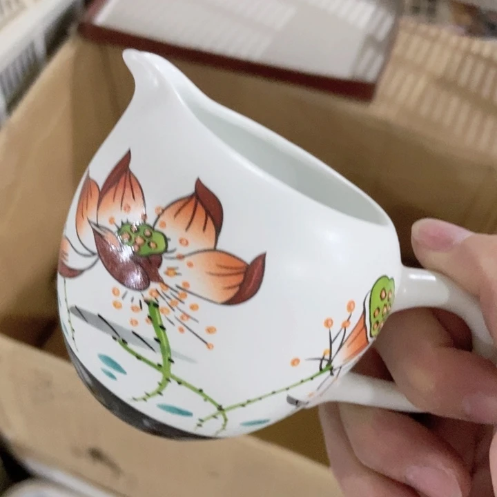 茶具微瑕，介意勿拍
