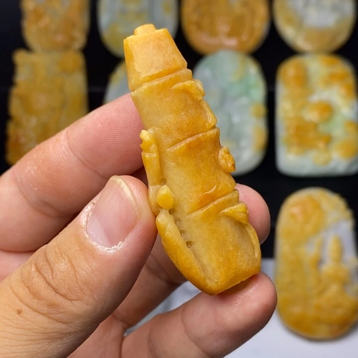 定制翡翠未镶嵌翡翠