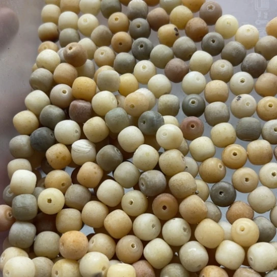 吊坠白玉菩提瑕疵11-10糖果磨砂桶珠130颗