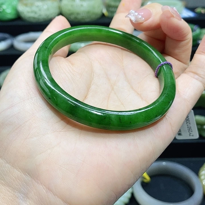 和田玉手镯60圈口43未镶嵌