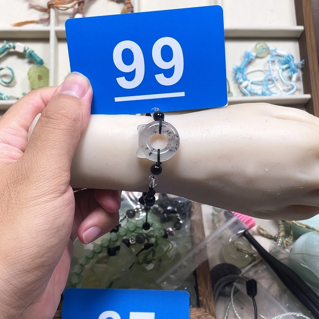 若***你合金蛇纹石玉颈饰
