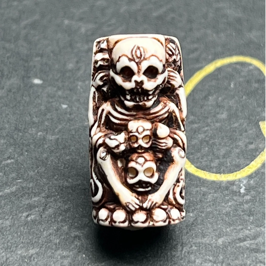 手工雕刻猛犸牙骷髅顶珠