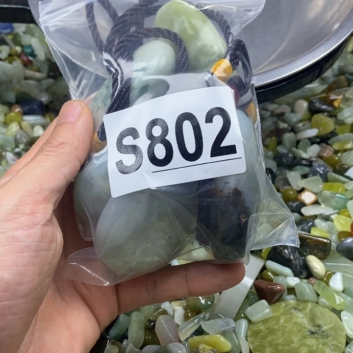 蛇纹石玉未镶嵌鱼缸石