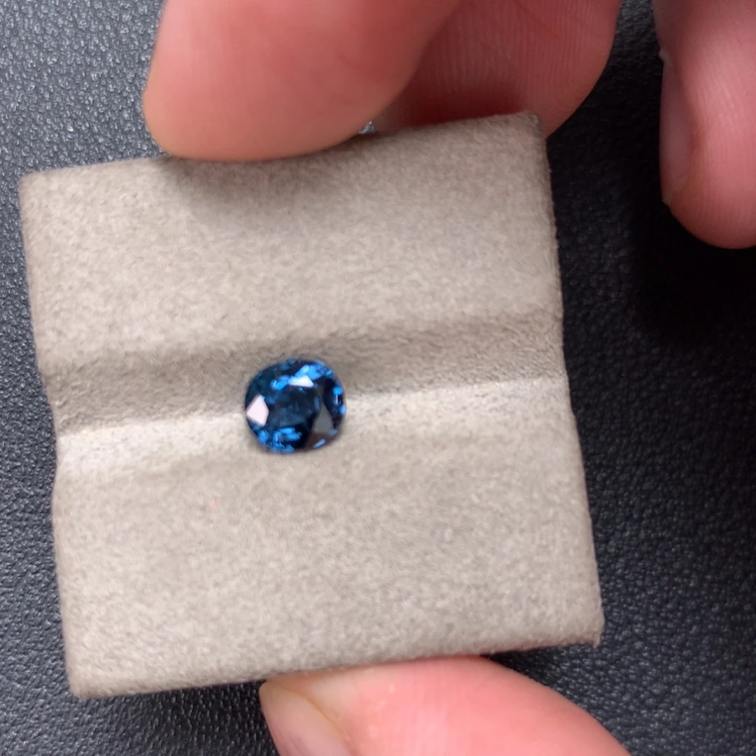 尖晶石裸石裸石1.06ct
