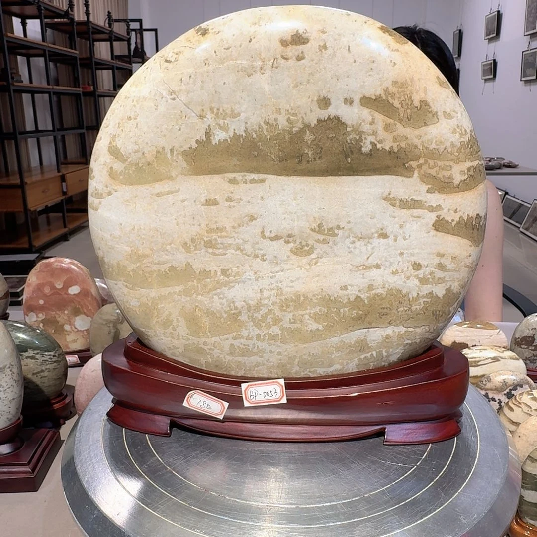 25×26×4 长江画面石摆件