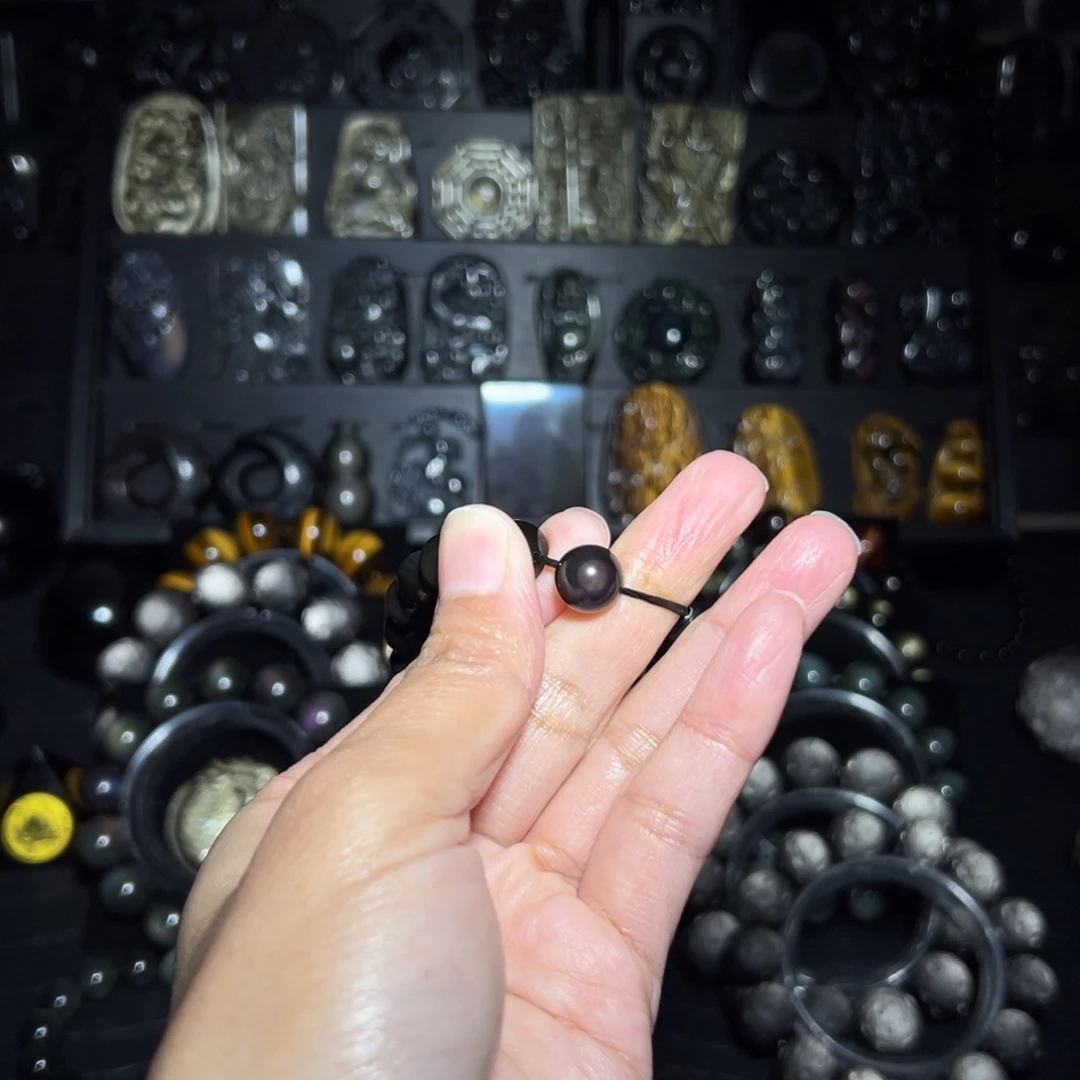 烨***辰黑曜岩未镶嵌珠宝奇石