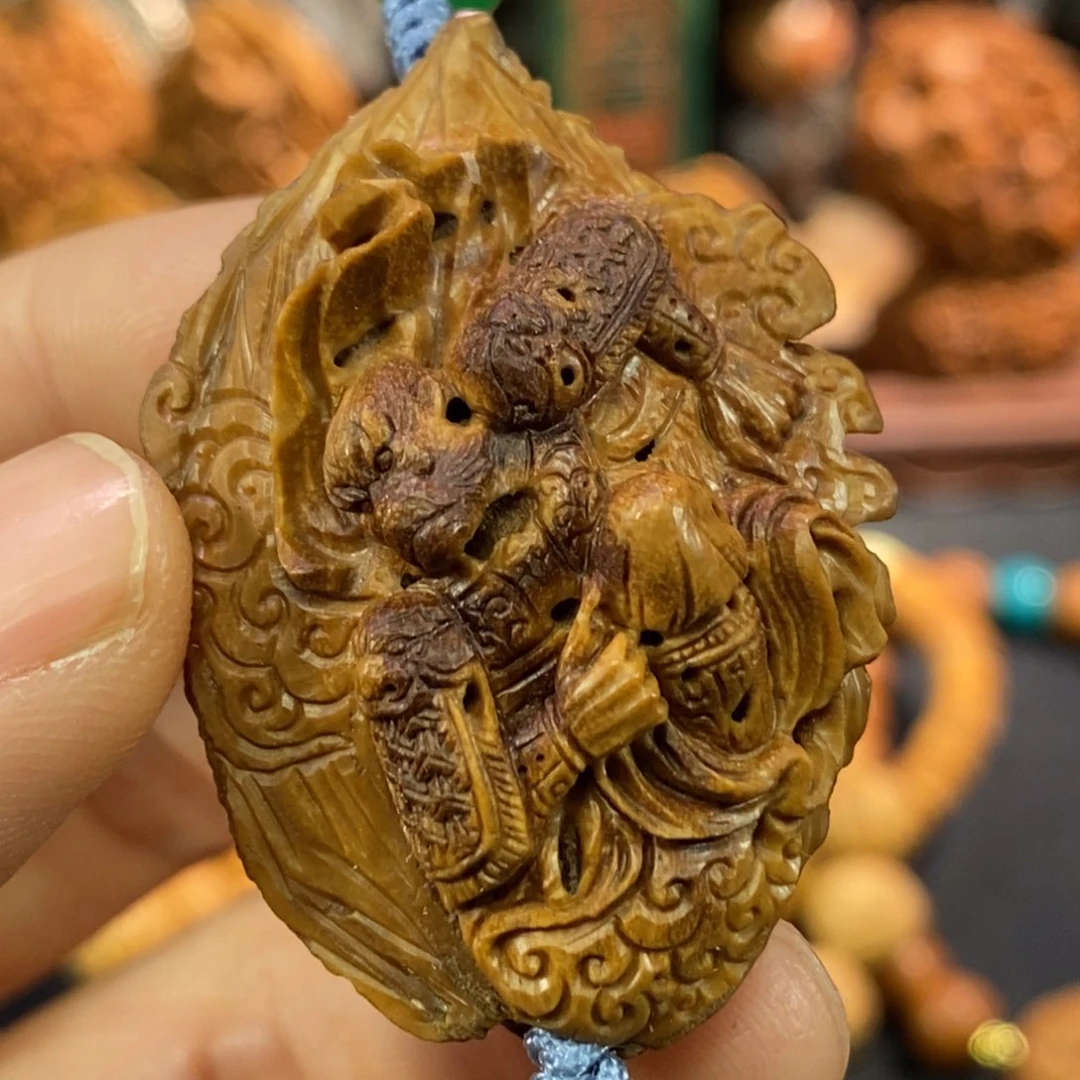 潍坊核雕桃核雕刻大圣